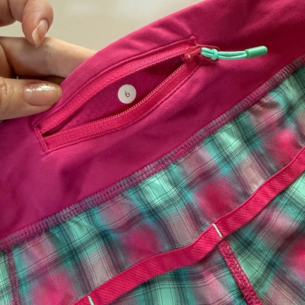 Lululemon Senorita Pink Plaid Speed Shorts Women’s size 6 Running Short - Picture 3 of 10